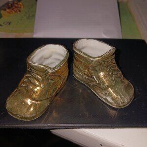 Vintage antique? Miniature ceramic/Porcelain? Metallic glazed baby shoes